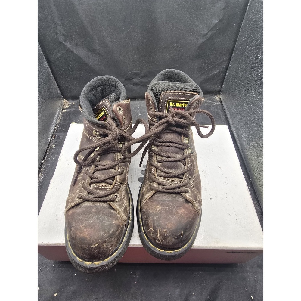 Dr. Martens Boots Men Size 6